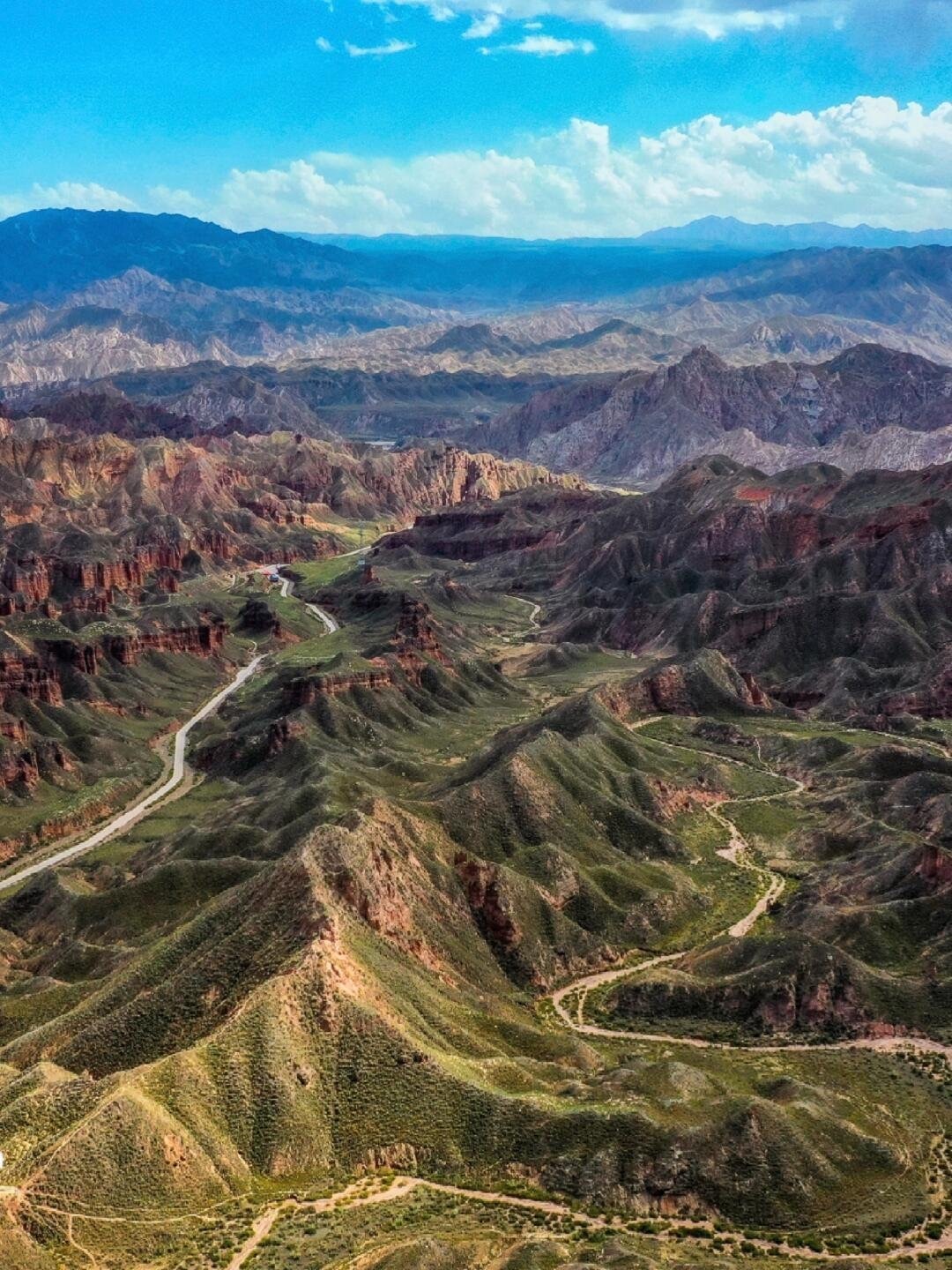 甘肃，神秘美丽的土地